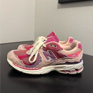 New Balance 2002R Protection Pack Pink